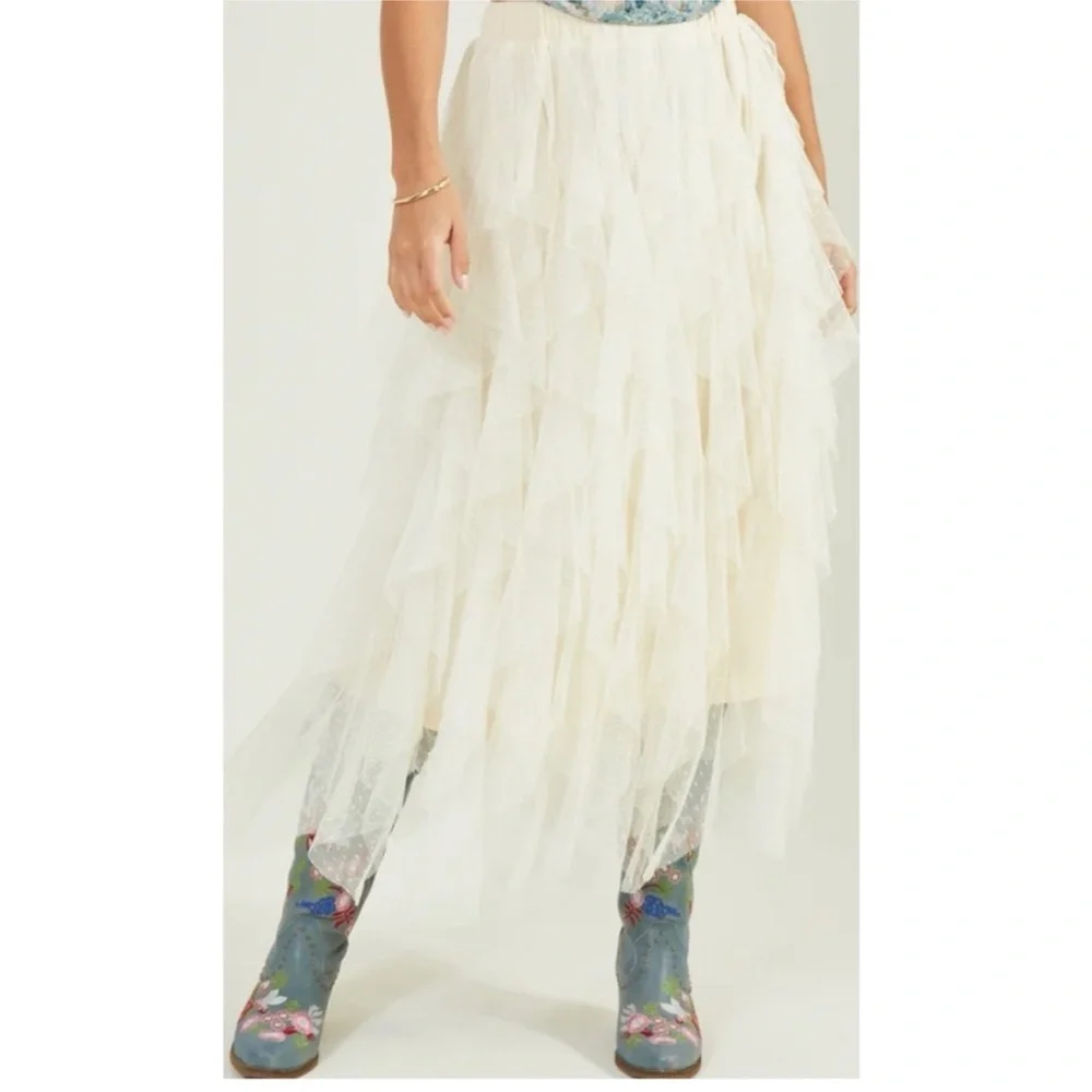 NWOT Alter’d State Nia Tulle Waterfall Skirt - sz L - Picture 3 of 9